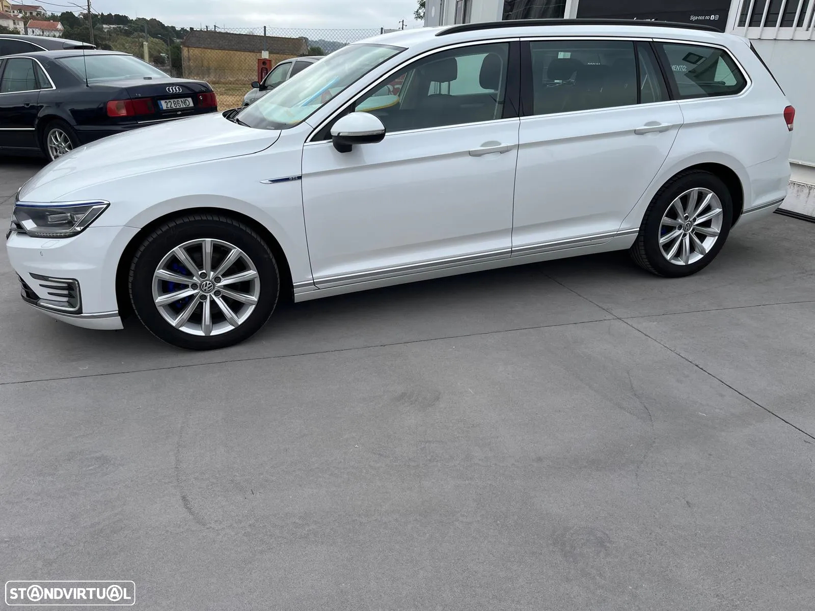 VW Passat 1.4 TSI Plug-In-Hybrid DSG GTE - 2