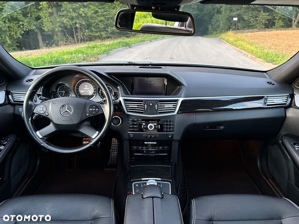 Mercedes-Benz Klasa E 350 T CDI DPF 4Matic BlueEFFICIENCY 7G-TRONIC Avantgarde - 14