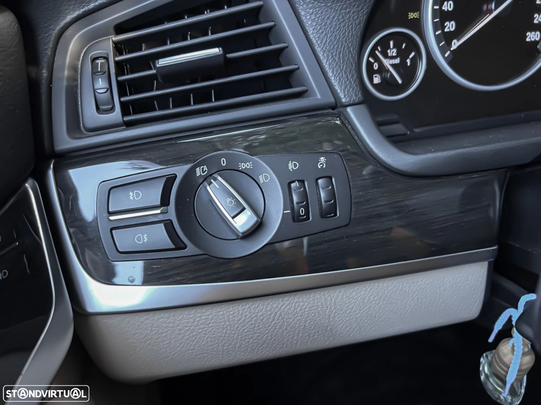 BMW 520 d Auto - 13