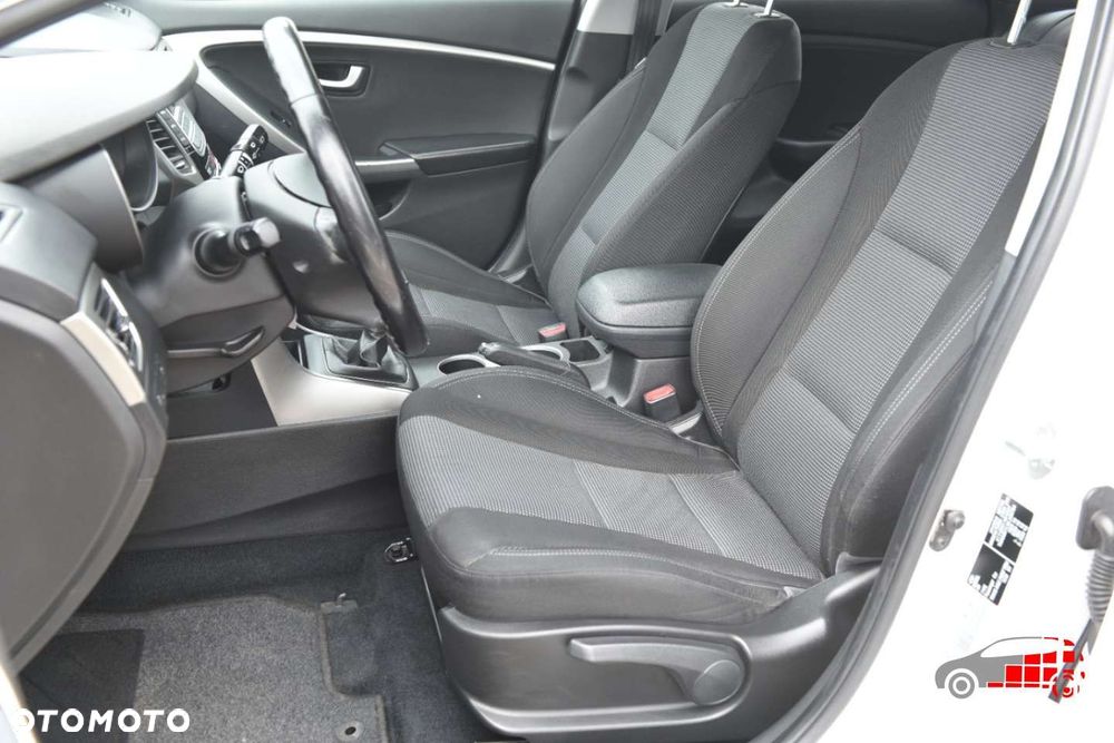 Hyundai i30 - 17