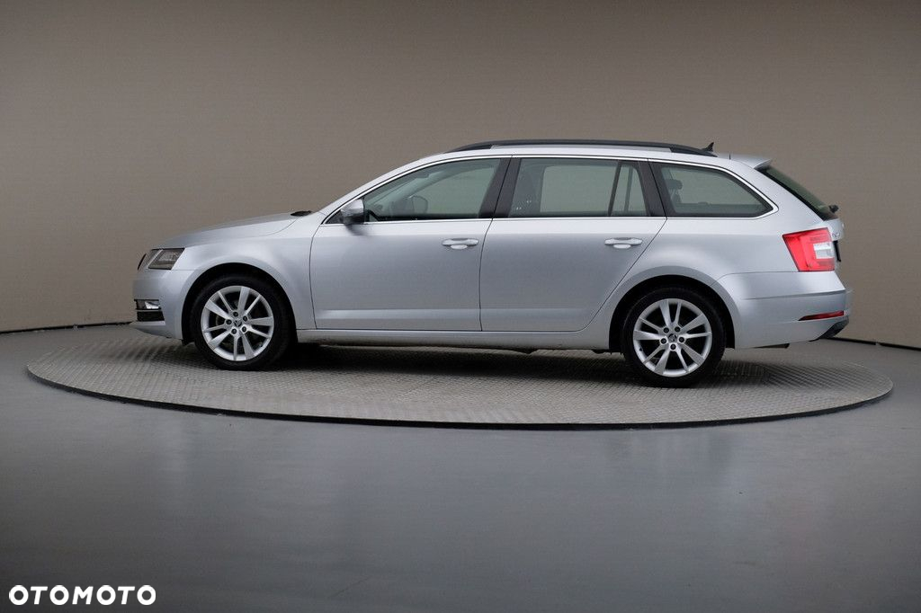 Skoda Octavia - 4