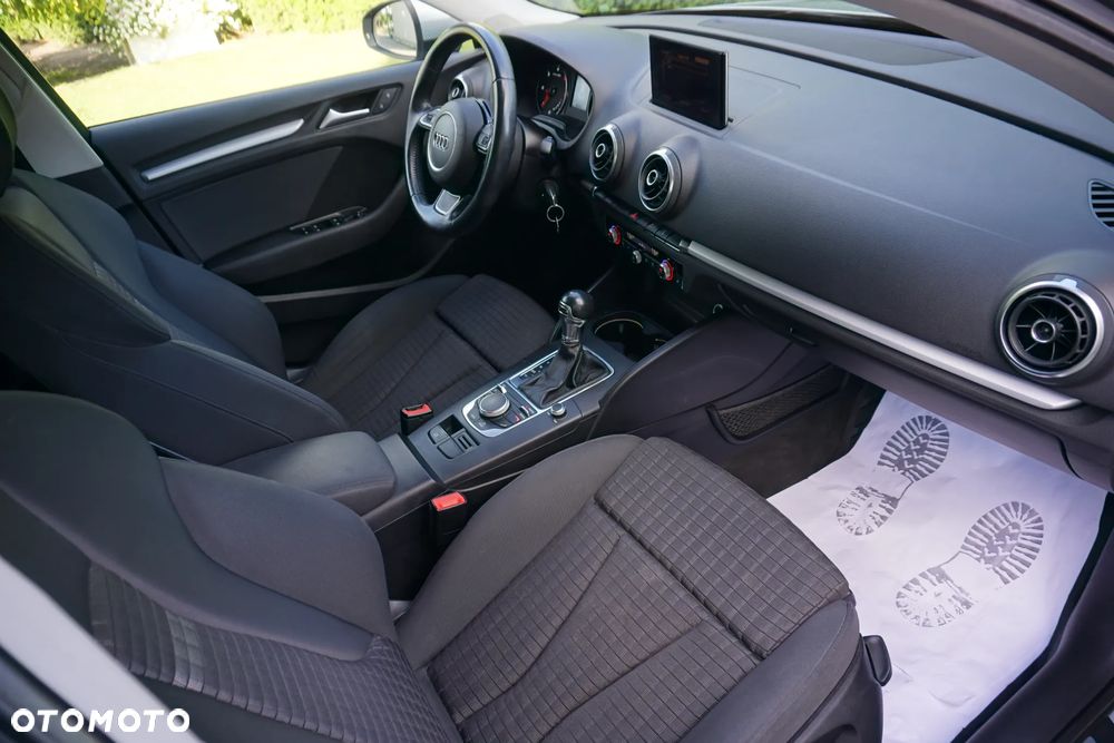 Audi A3 Sportback 2.0 TDI S tronic - 7