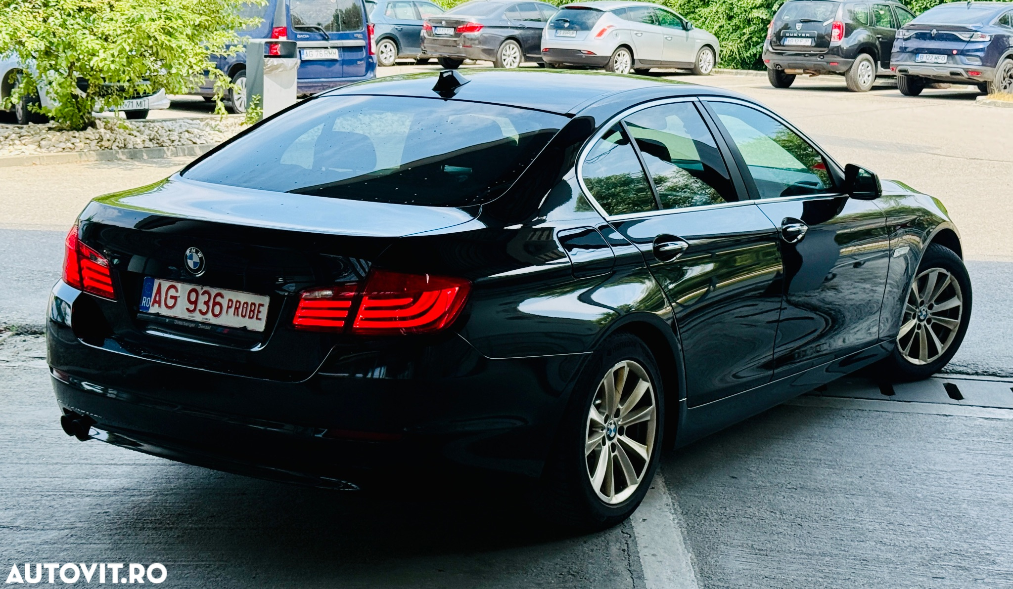 BMW Seria 5 520d xDrive - 3