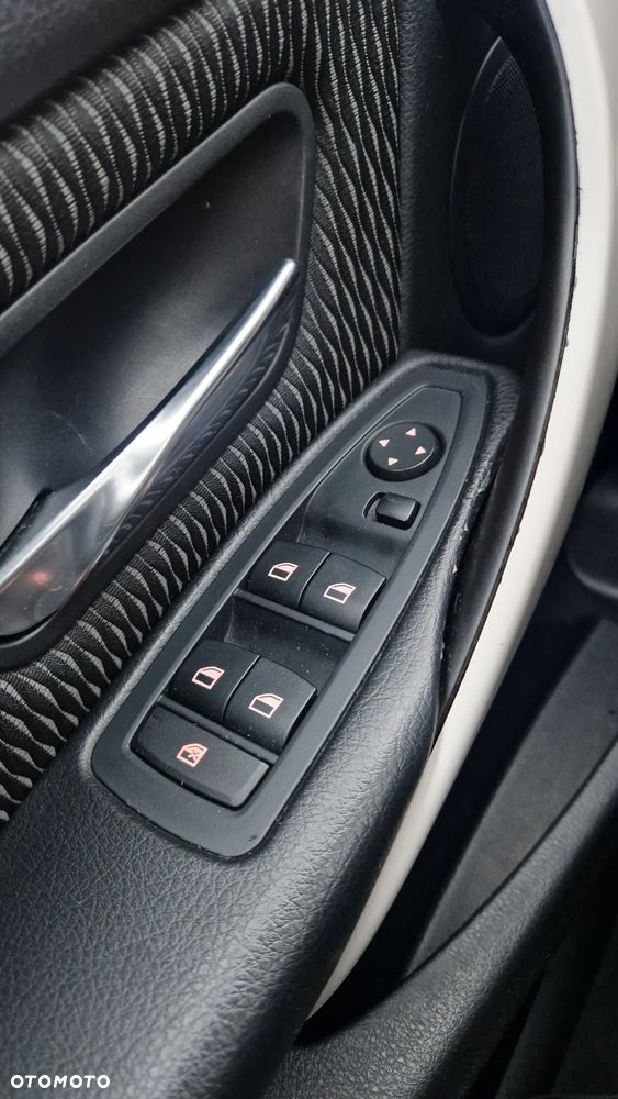 BMW Seria 3 316d Modern Line - 21