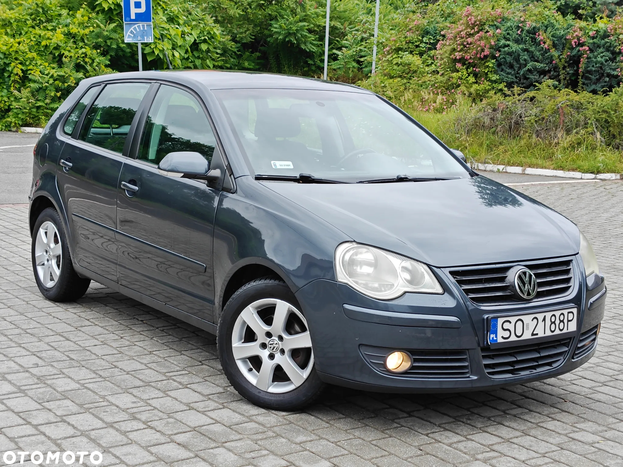 Volkswagen Polo 1.4 16V Comfortline - 4