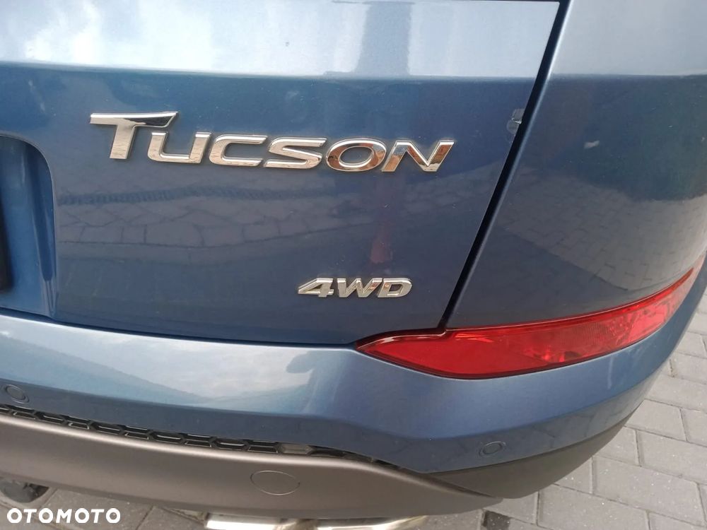 Hyundai Tucson 2.0 CRDi 4WD Advantage - 31