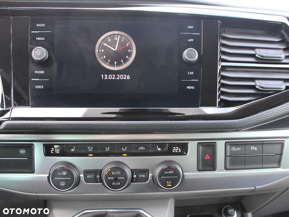 Volkswagen Caravelle 2.0 TDI L2 Comfortline - 24