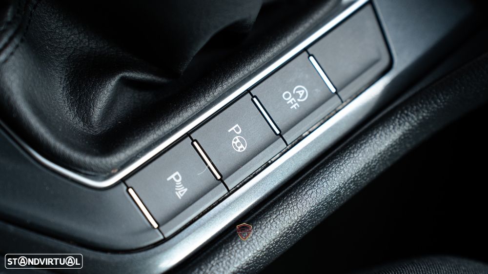 VW Tiguan 1.6 TDI Confortline - 23