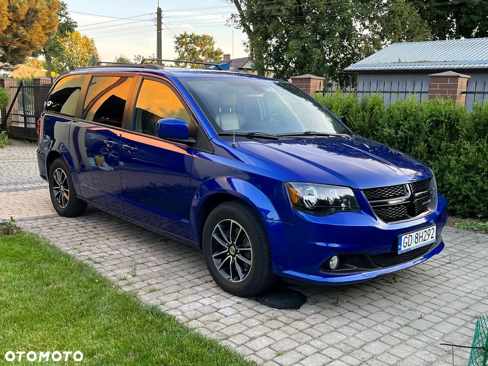 Dodge Grand Caravan 3.6 R/T - 9