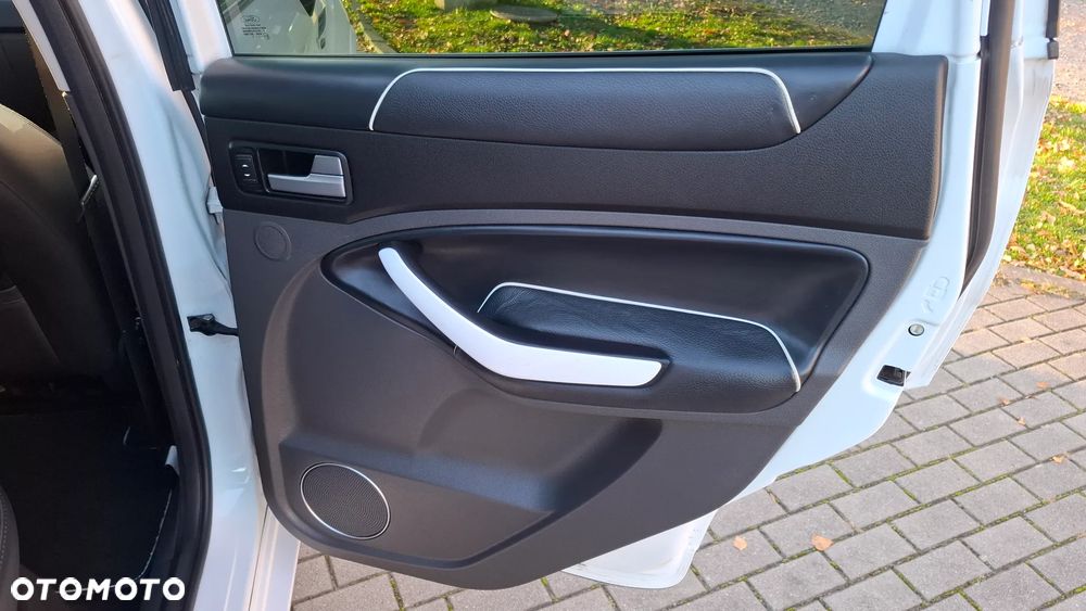 Ford Kuga 2.0 TDCi Titanium - 16