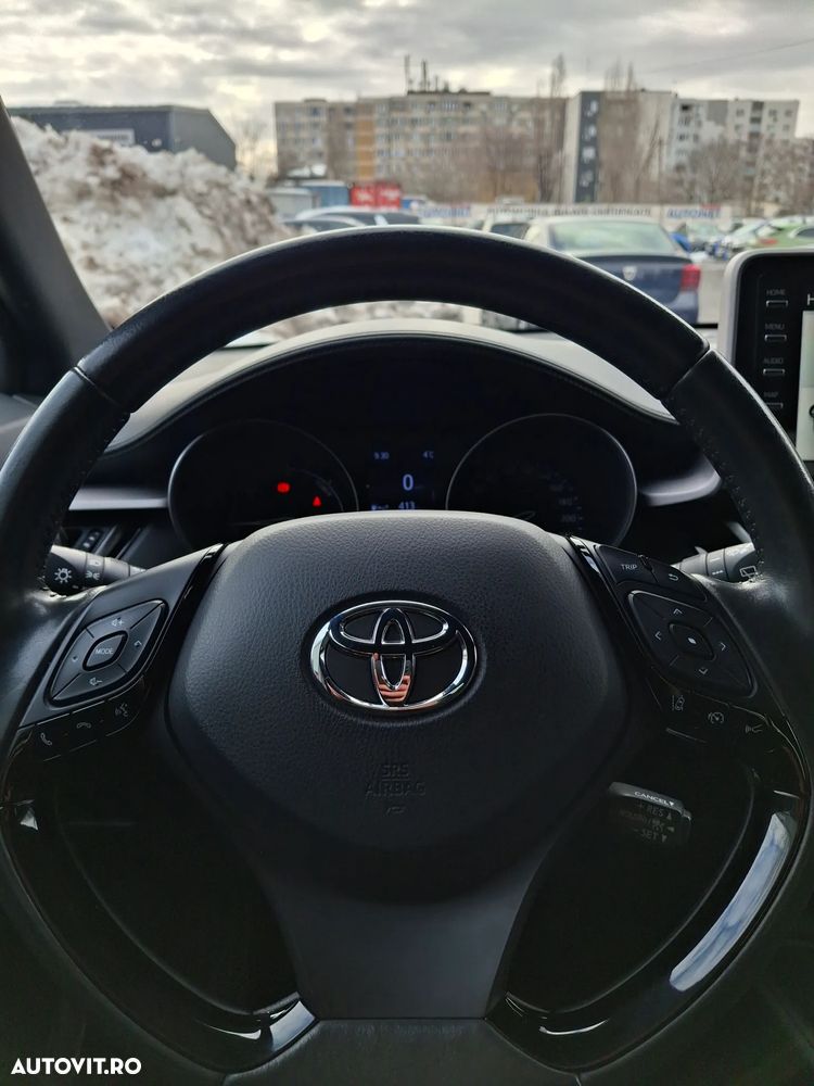 Toyota C-HR - 15
