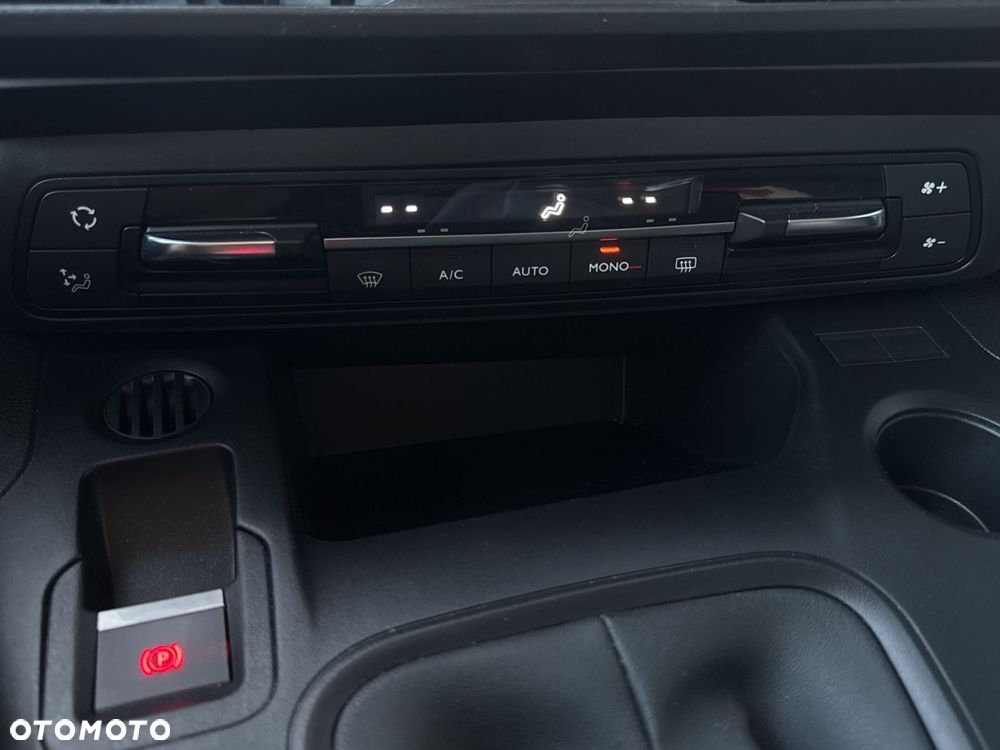 Peugeot Rifter 1.5 BlueHDI Allure Pack S&S - 31