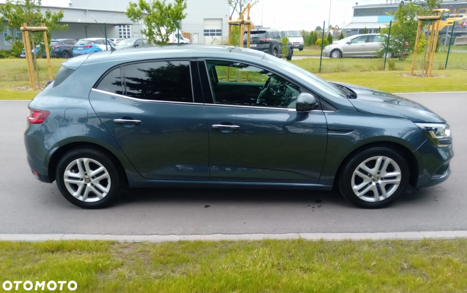 Renault Megane 1.5 Blue dCi Limited - 9