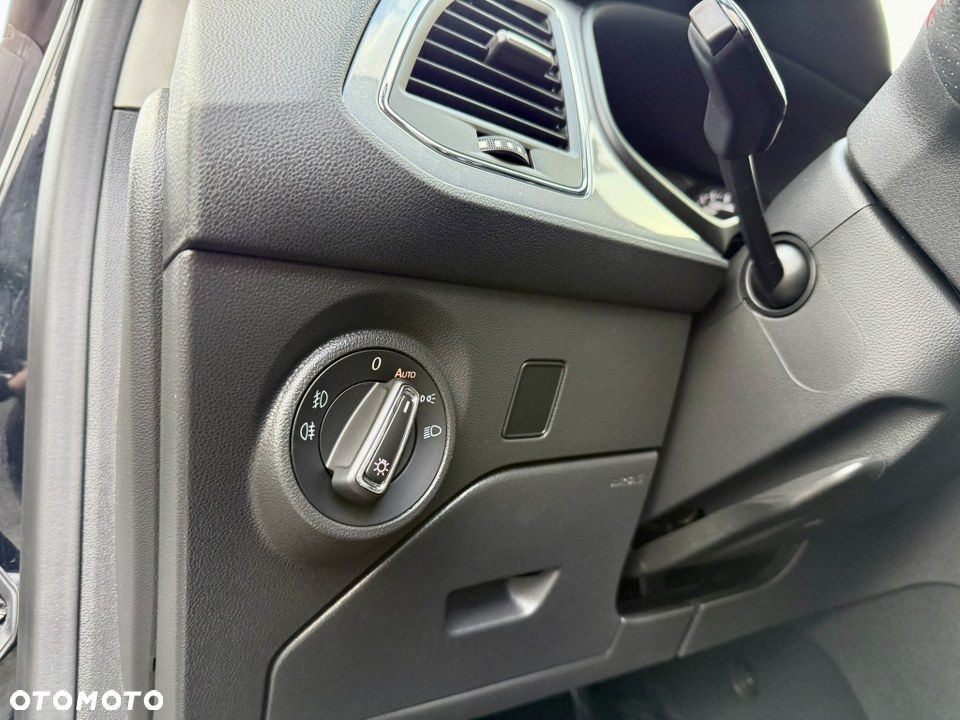 Seat Leon 2.0 TDI DPF FR - 23