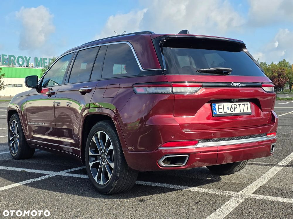 Jeep Grand Cherokee - 8