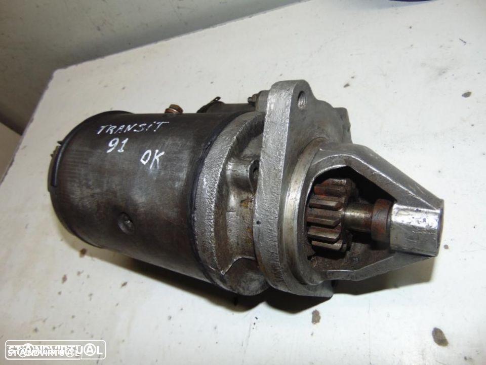 Ford Transit 2.5 modelo 1991 motor antigo - 2