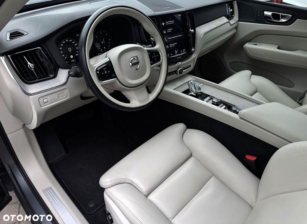 Volvo XC 60 - 11