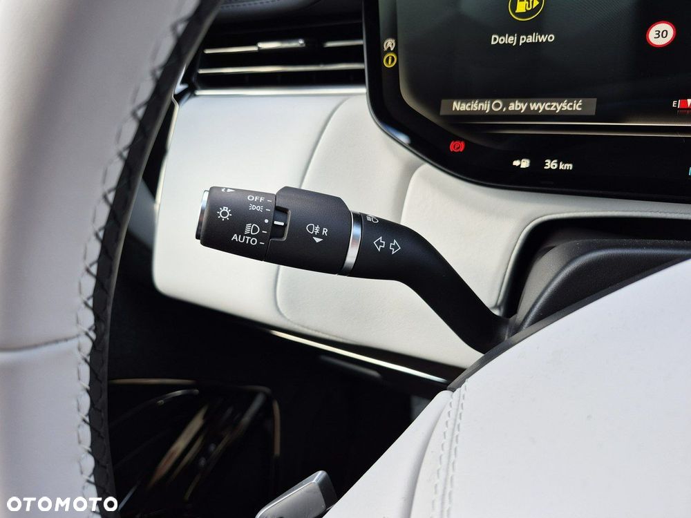 Land Rover Range Rover Sport - 33