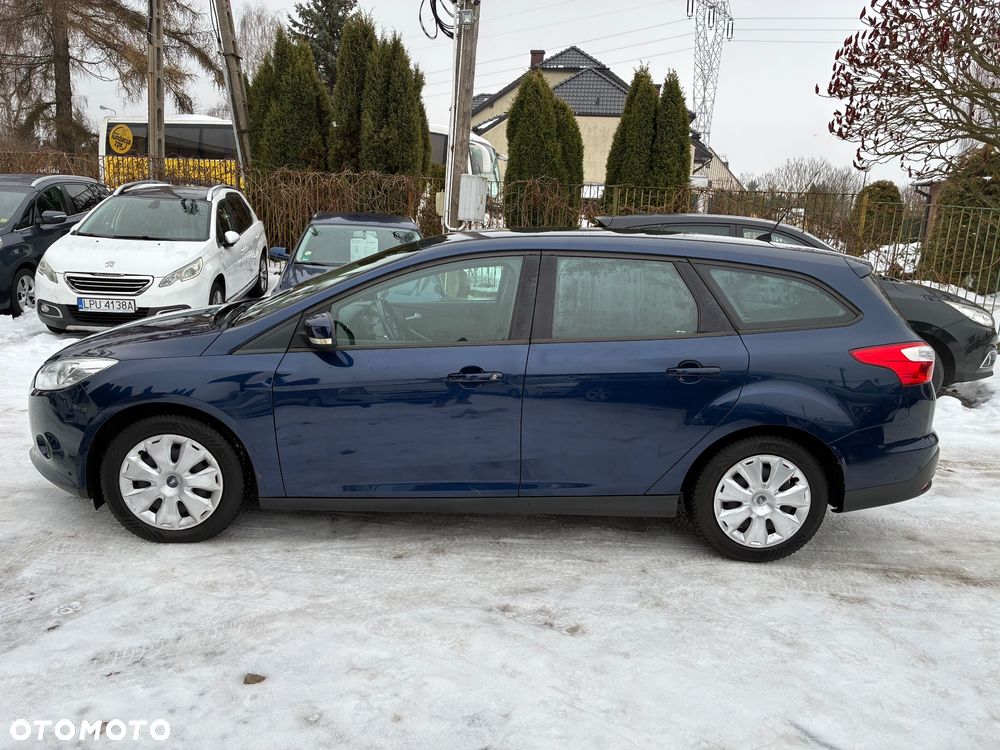 Ford Focus SW 1.6 Ambiente - 4