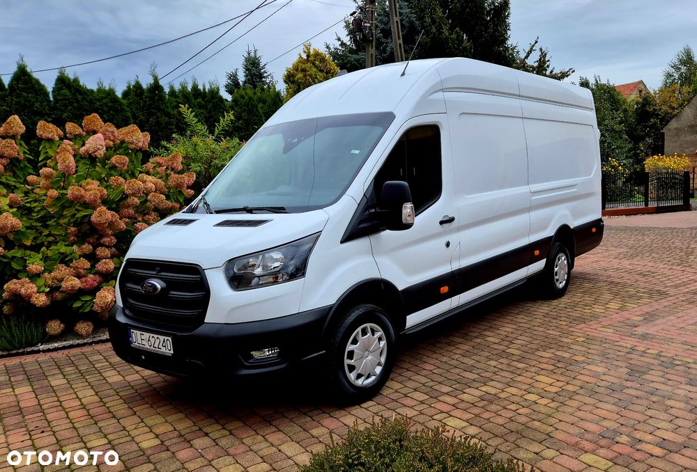 Ford Transit - 1
