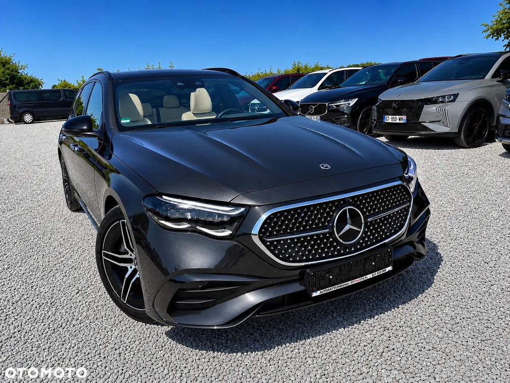 Mercedes-Benz Klasa E 220 d mHEV AMG 9G-Tronic - 23