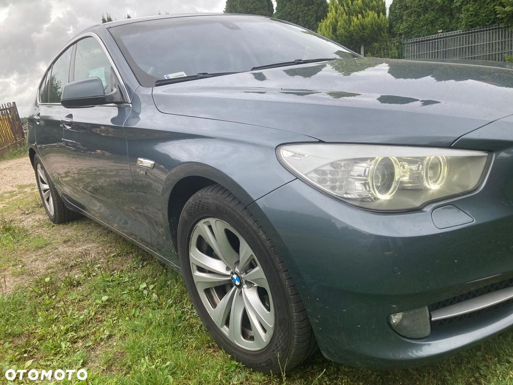 BMW 5GT - 2