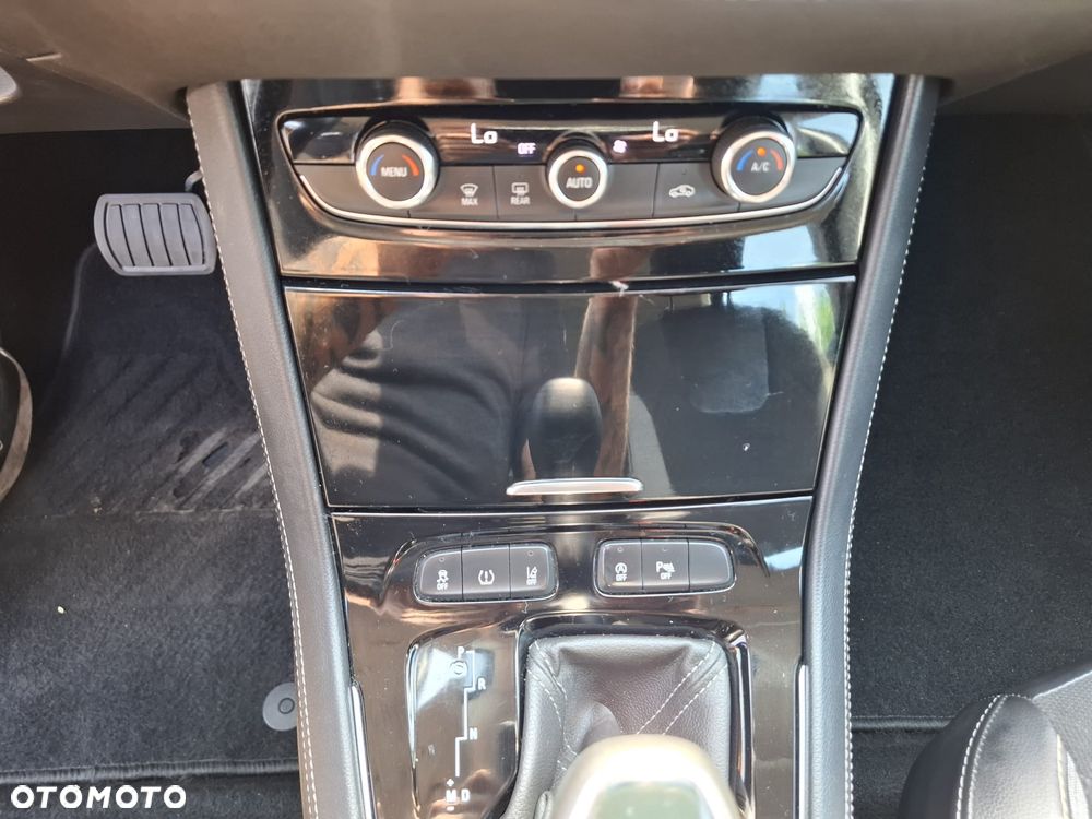 Opel Grandland X 1.2 Start/Stop Automatik Business Elegance - 23