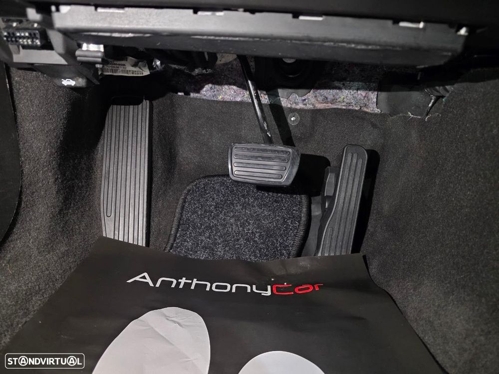 Chevrolet Camaro 2.0 Aut. - 17