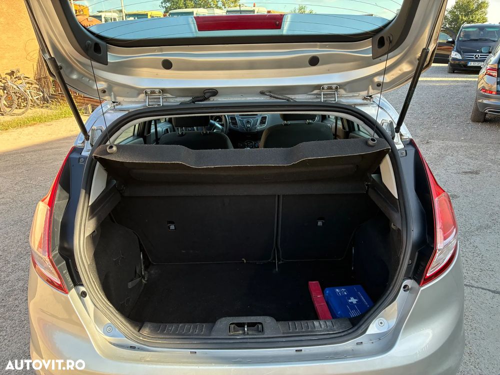 Ford Fiesta - 14