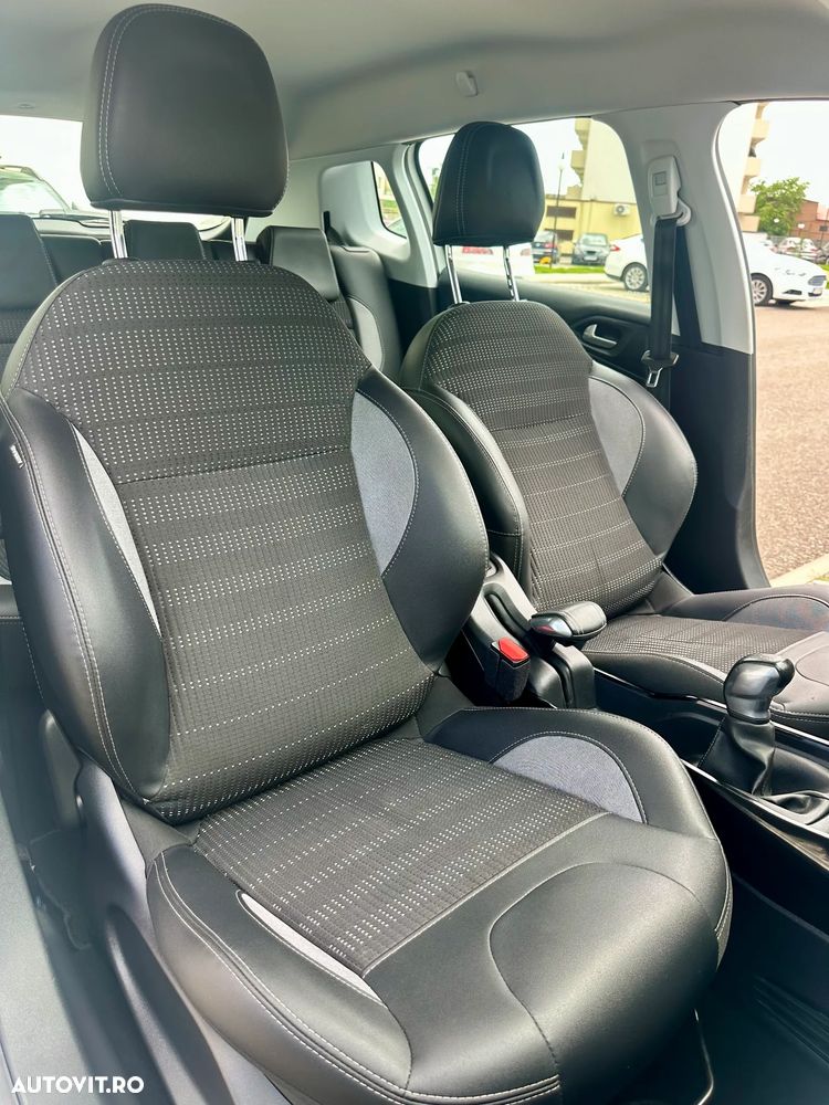Peugeot 2008 - 6
