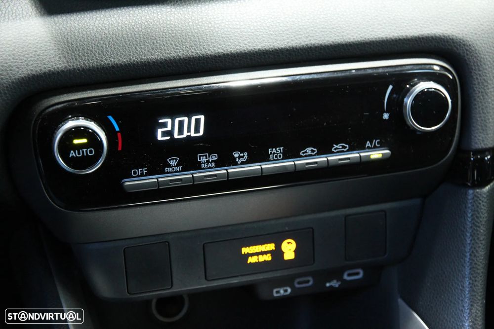 Toyota Yaris 1.5 HDF Comfort - 17