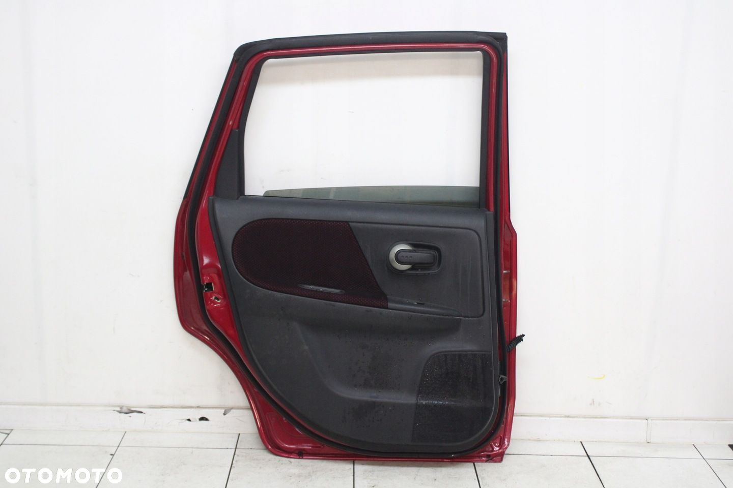 NISSAN NOTE I E11 2006R- DRZWI LEWE LEWY TYŁ TYLNE A32- KOD LAKIERU - 6