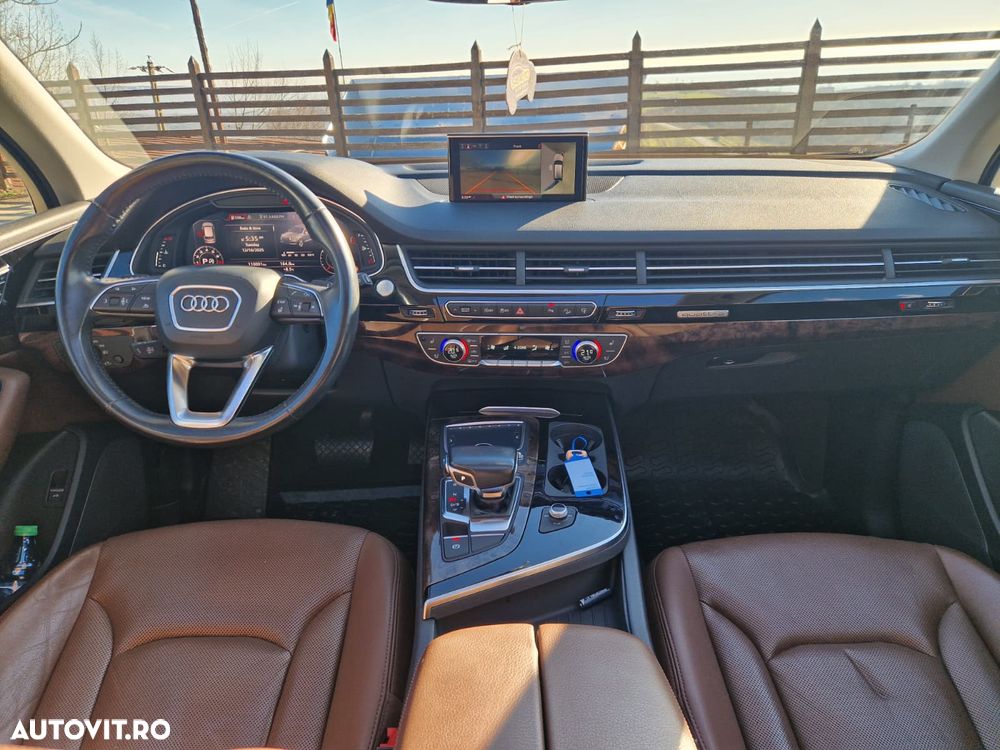 Audi Q7 - 7