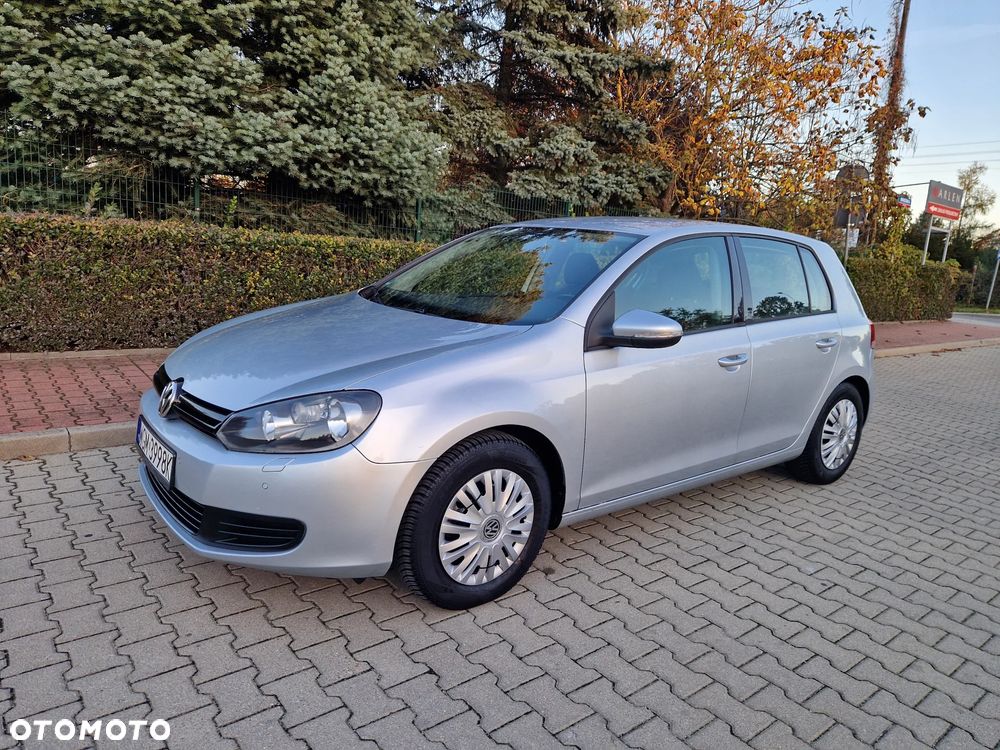 Volkswagen Golf - 1