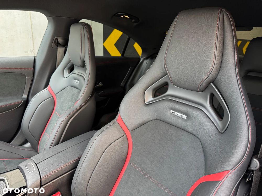 Mercedes-Benz CLA AMG 45 S 4-Matic+ 8G-DCT - 15