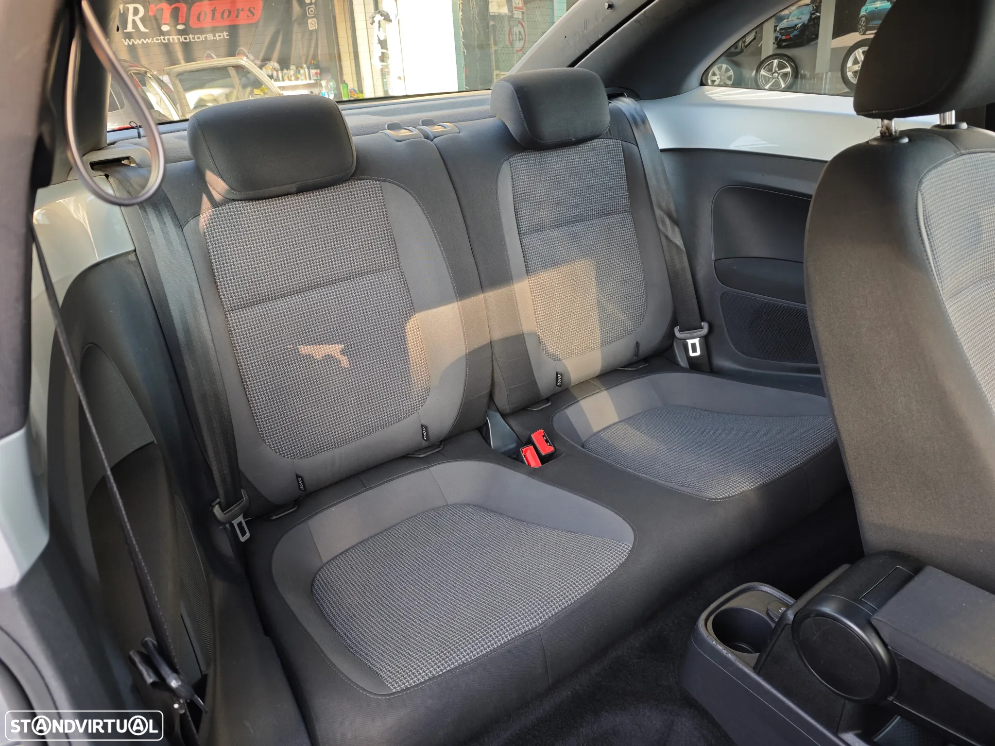 VW New Beetle 1.6 TDi Design - 21
