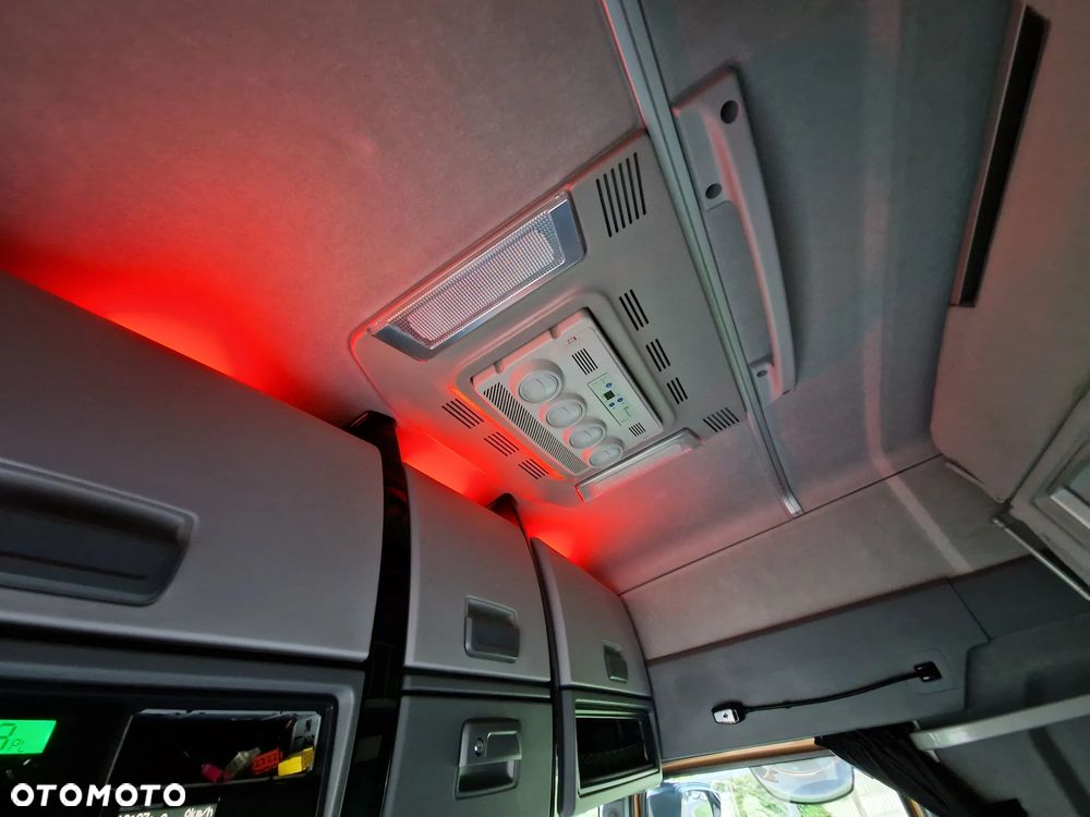 Renault T 520 / HIGH CAB / STANDARD / BOGATA WERSJA / IDEAŁ / POLSKI SALON - 30