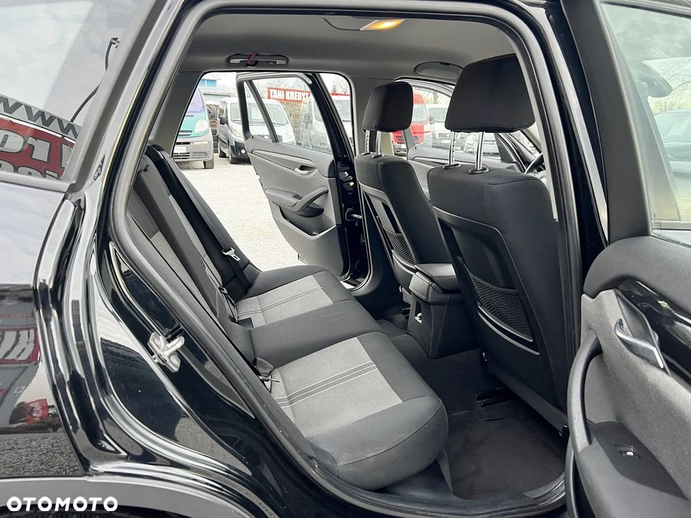 BMW X1 sDrive18i - 15