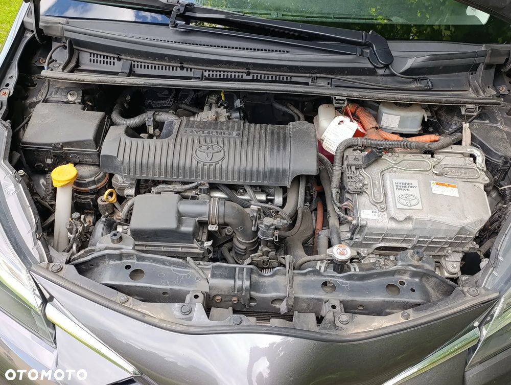 Toyota Yaris Hybrid 100 Premium - 20