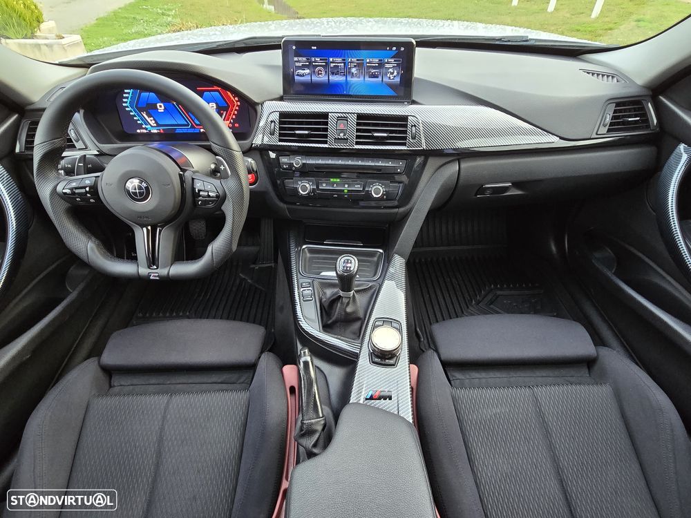 BMW 318 d Sport Line - 39