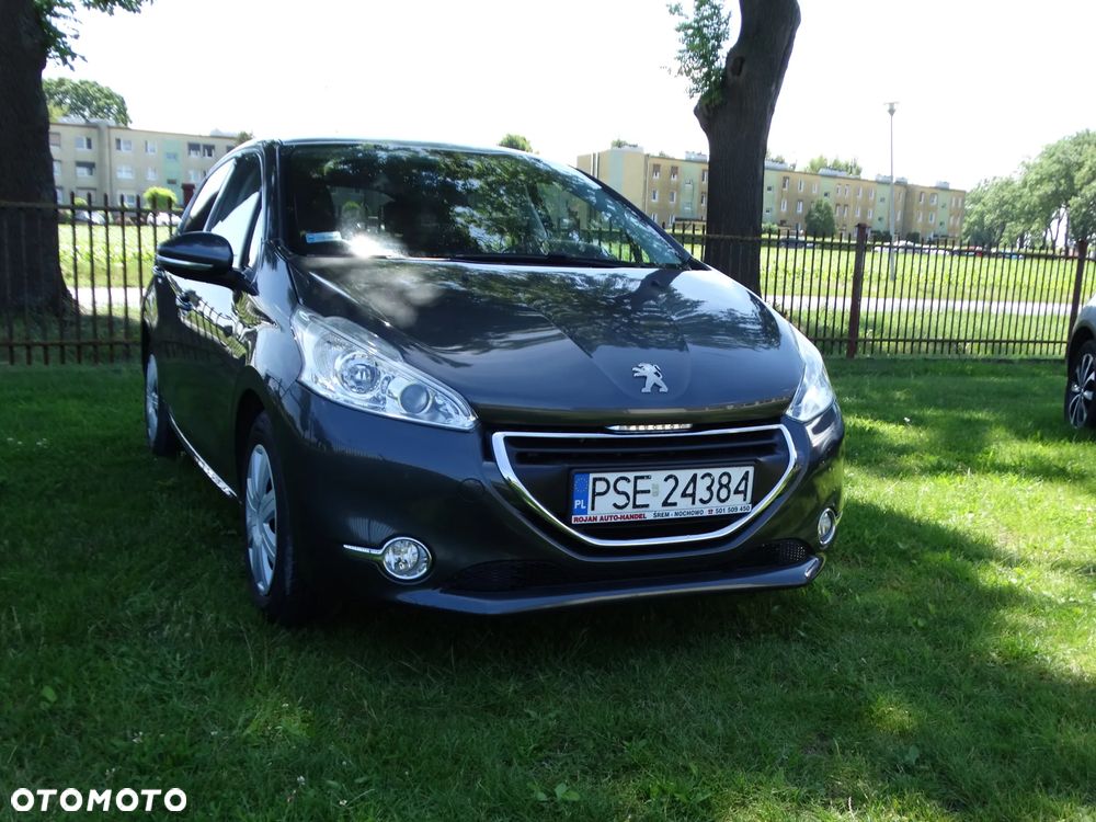 Peugeot 208 - 6