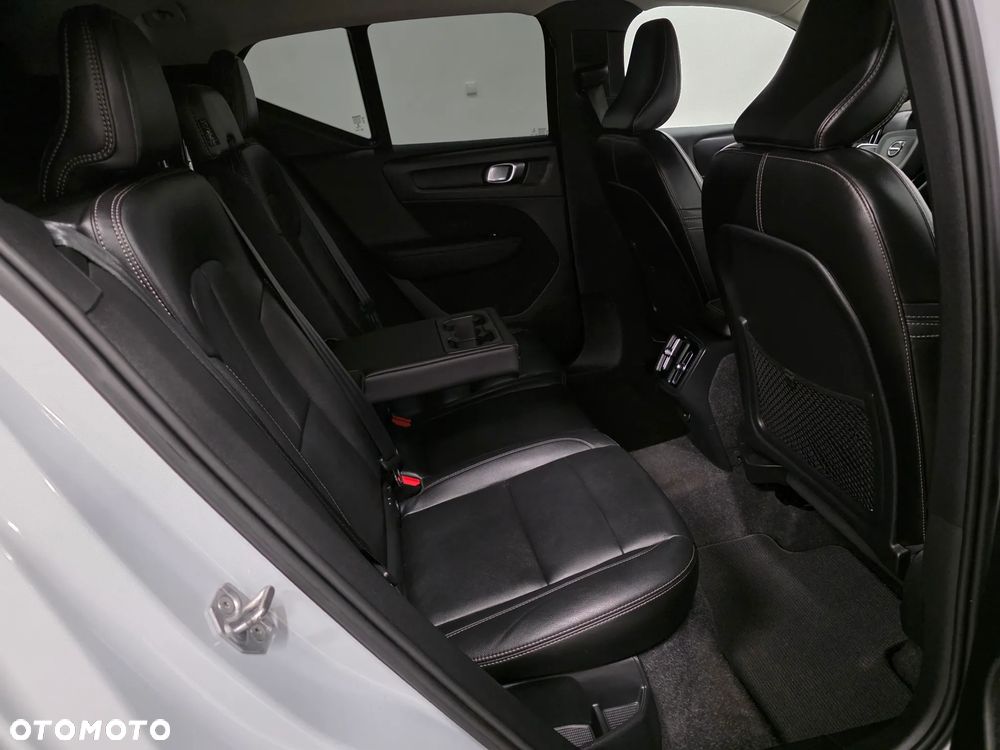 Volvo XC 40 D3 SCR Inscription - 18