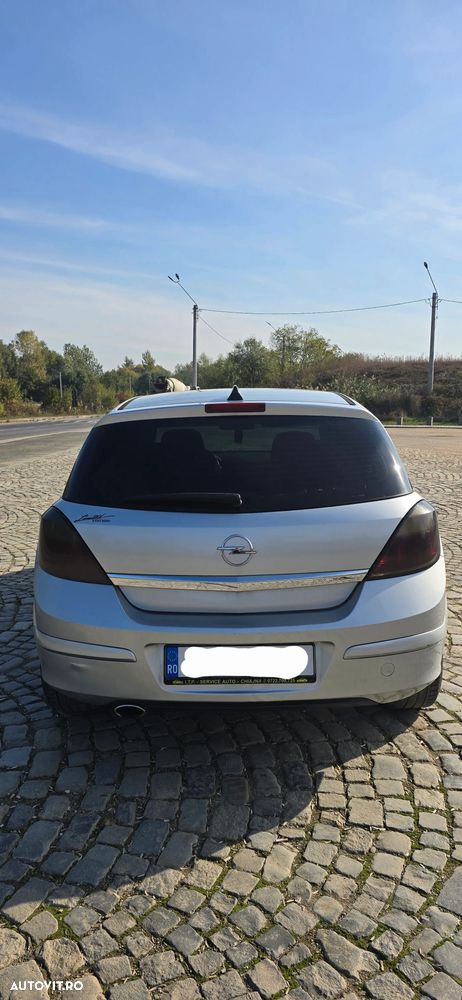 Opel Astra 1.7 CDTI Cosmo - 4