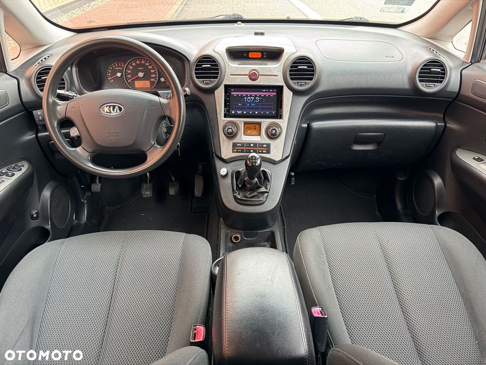 Kia Carens 2.0 EX - 7