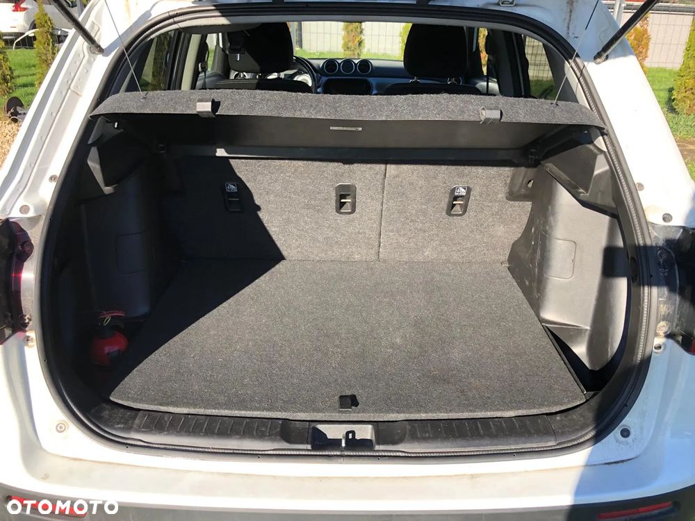 Suzuki Vitara 1.4 Boosterjet XLED Sun 4WD - 23