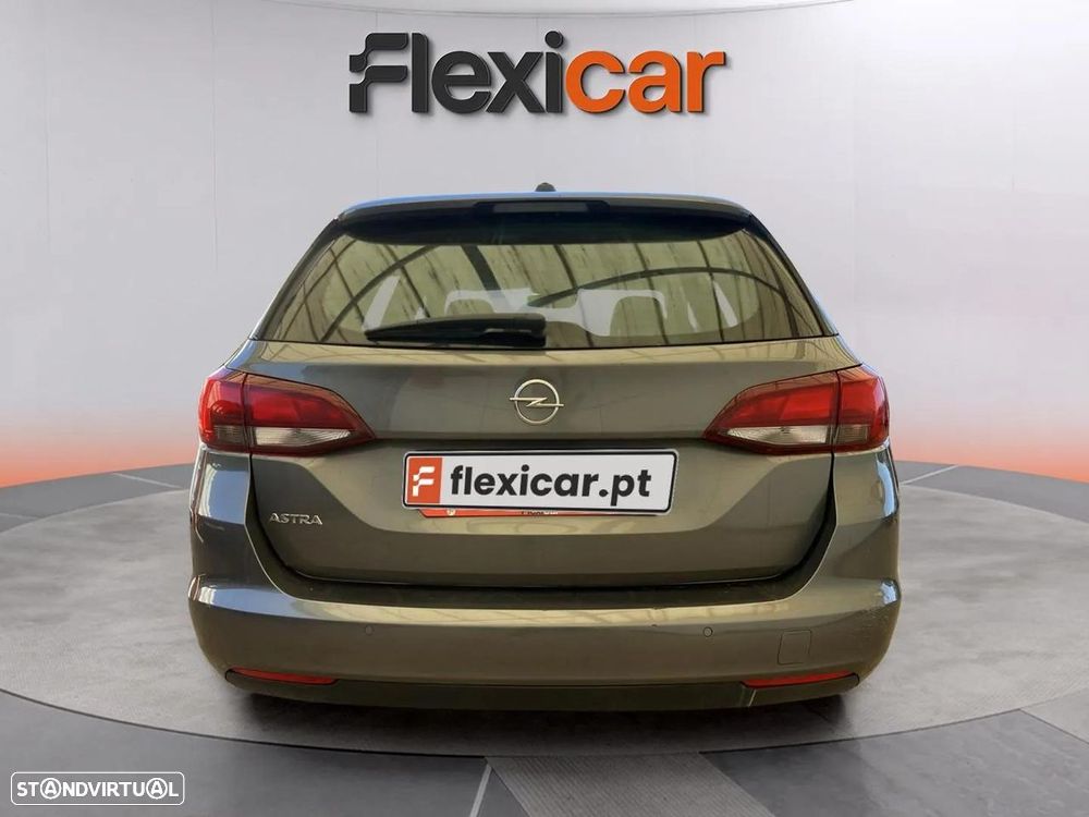 Opel Astra Sports Tourer - 4