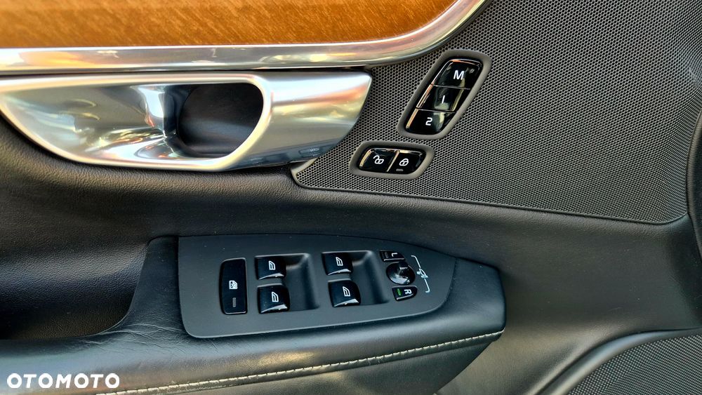 Volvo V90 D5 AWD Geartronic Inscription - 20