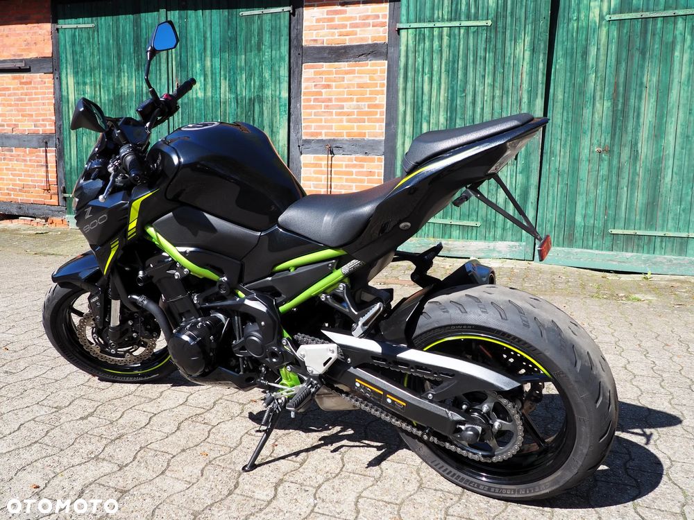 Kawasaki Z 900 - 8