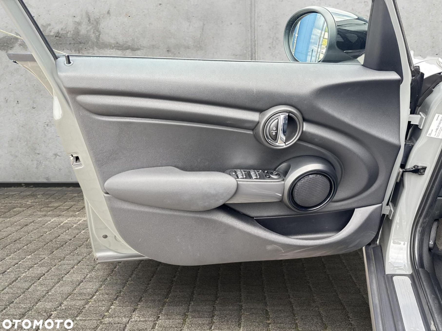MINI Cooper - 11