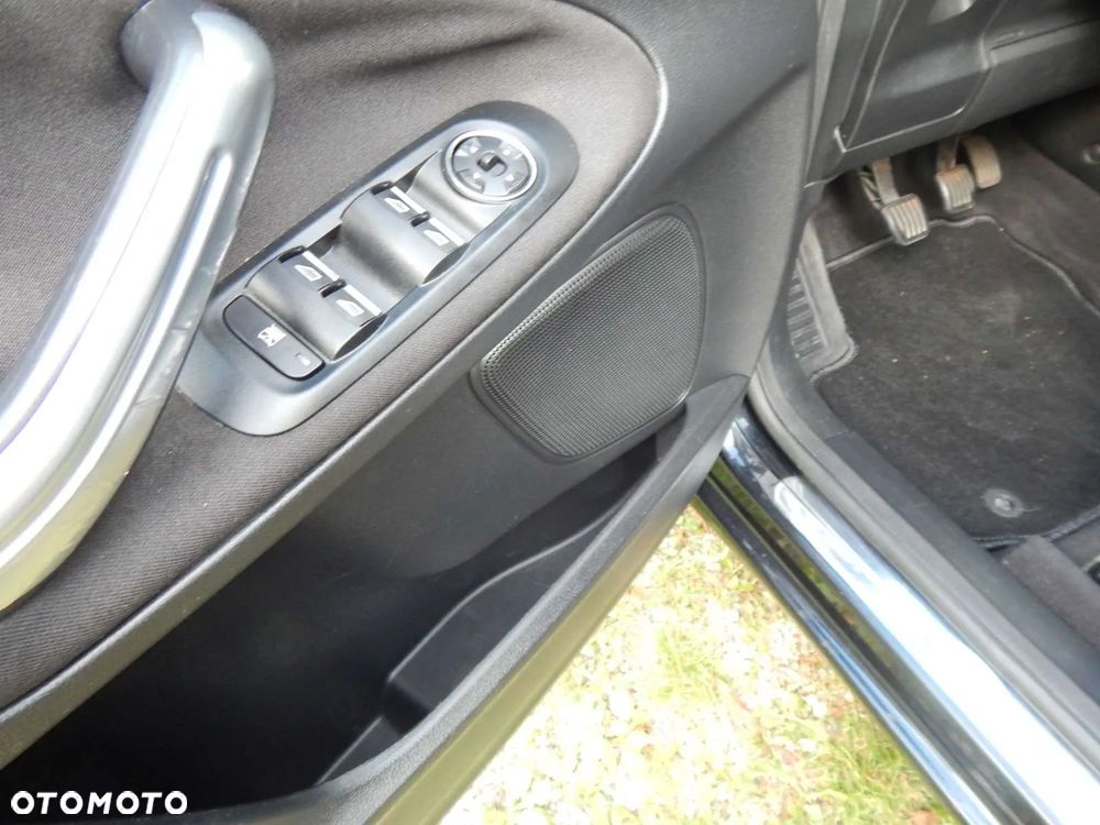 Ford S-Max 2.0 TDCi Titanium - 15